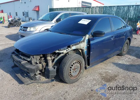 2013 Volkswagen Jetta 2.0L S z USA, uszkodzony, nr VIN 3VW2K7AJ4DM369611